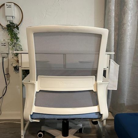 Cozy Studio Only 10 Minutes By Car Of Siesta Key サラソータ エクステリア 写真