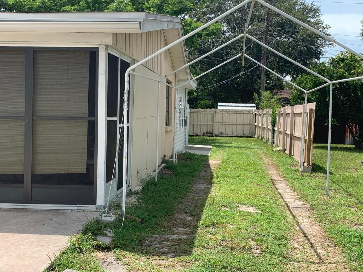 Cozy Studio Only 10 Minutes By Car Of Siesta Key サラソータ エクステリア 写真